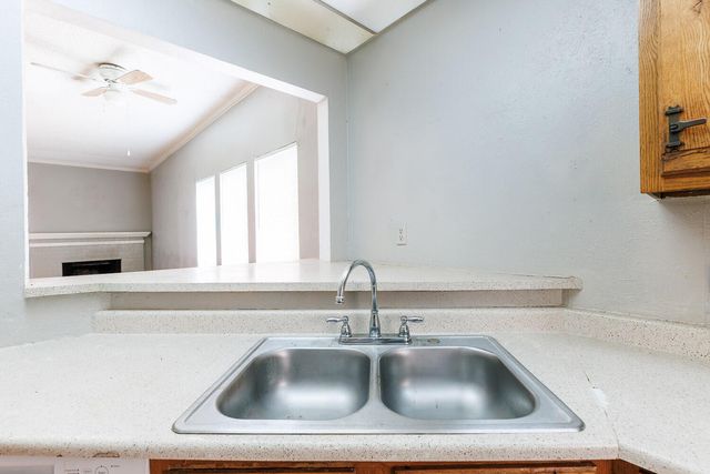 7405 Avenue X, 103, Lubbock, TX 79423