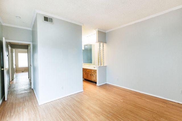 7405 Avenue X, 103, Lubbock, TX 79423