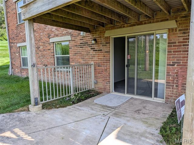 1438 Willow Brook Cove 1, St Louis, MO 63146