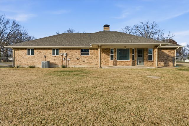 111 Havenwood Drive, Enchanted Oaks, TX 75156