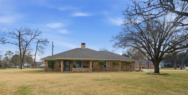 111 Havenwood Drive, Enchanted Oaks, TX 75156