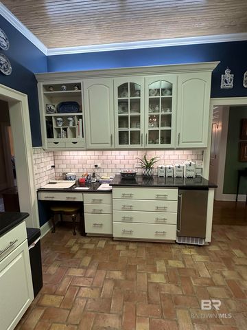 102 Long Boulevard, Brewton, AL 36426