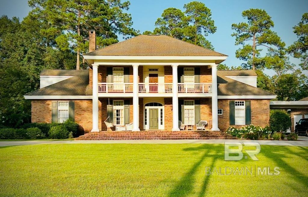 102 Long Boulevard, Brewton, AL 36426