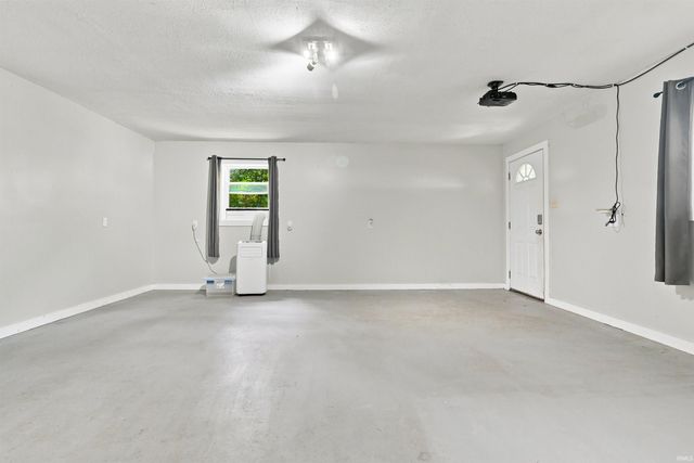 3205 N Twelfth Avenue, Evansville, IN 47720