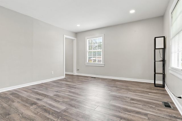 3205 N Twelfth Avenue, Evansville, IN 47720