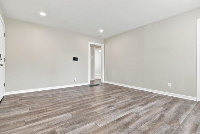 3205 N Twelfth Avenue, Evansville, IN 47720