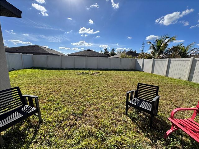 921 WYNNMERE WALK AVENUE, Ruskin, FL 33570