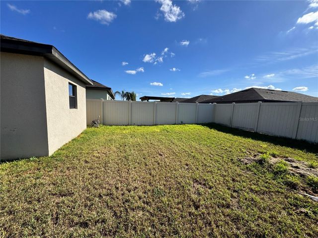 921 WYNNMERE WALK AVENUE, Ruskin, FL 33570