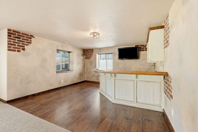 1031 S Kayla Ct, Greenacres, WA 99016