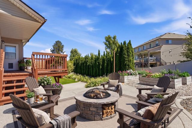 1031 S Kayla Ct, Greenacres, WA 99016