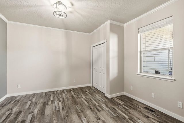 1031 S Kayla Ct, Greenacres, WA 99016