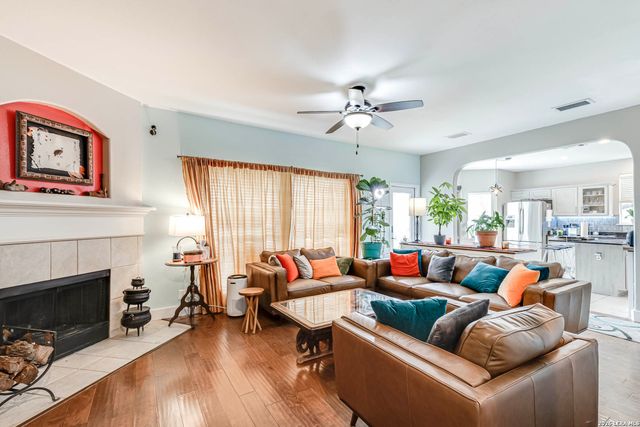 18815 Agincourt, San Antonio, TX 78258