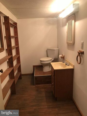 39 N PRINCE ST, Millersville, PA 17551