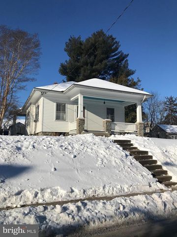 39 N PRINCE ST, Millersville, PA 17551