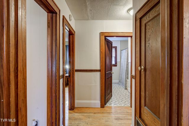 3730 Highway 390, Bluff City, TN 37618