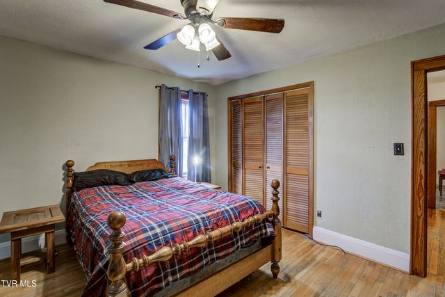 3730 Highway 390, Bluff City, TN 37618