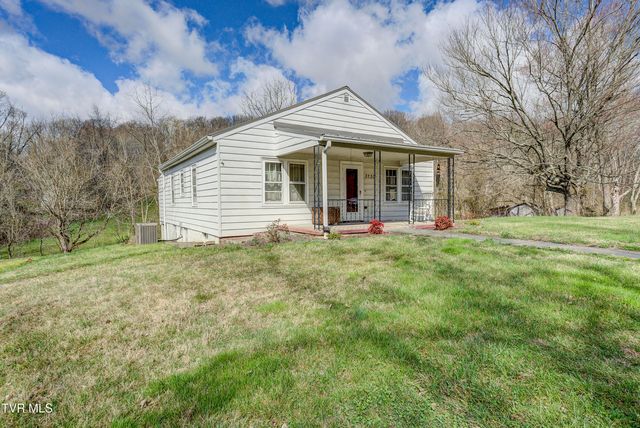 3730 Highway 390, Bluff City, TN 37618