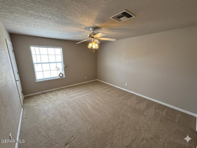 6261 LOS BANCOS Drive, El Paso, TX 79912