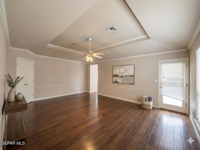 6261 LOS BANCOS Drive, El Paso, TX 79912