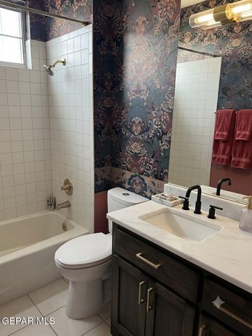 6261 LOS BANCOS Drive, El Paso, TX 79912
