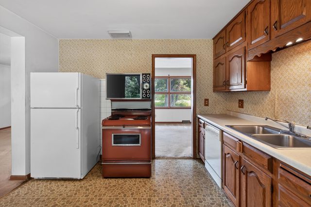 1312 Winnetka Avenue N, Champlin, MN 55316