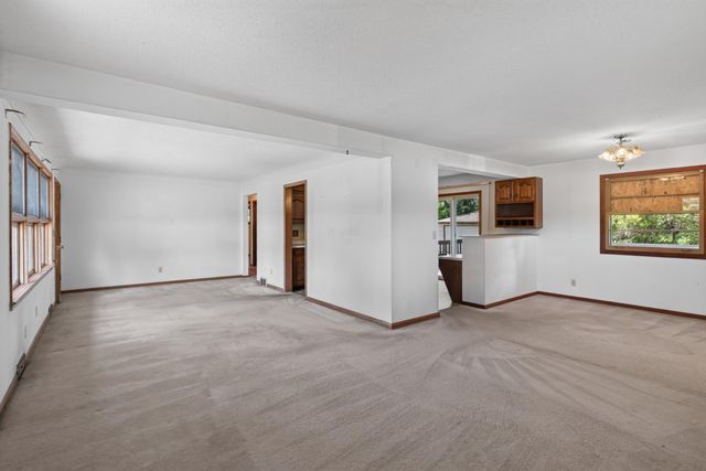 1312 Winnetka Avenue N, Champlin, MN 55316