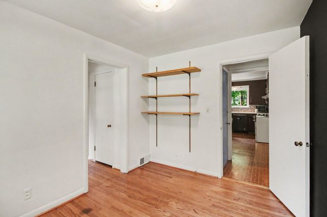 1000 Vesper Road, Ann Arbor, MI 48103