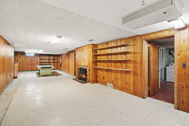 1000 Vesper Road, Ann Arbor, MI 48103