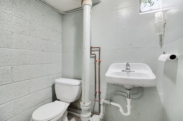 1000 Vesper Road, Ann Arbor, MI 48103