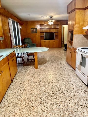 1109 Cynthia Dr, Alice, TX 78332