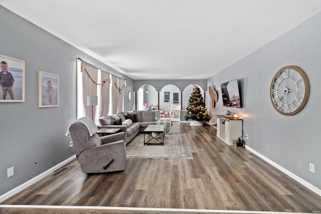 1060 W 406 S, Marion, IN 46953