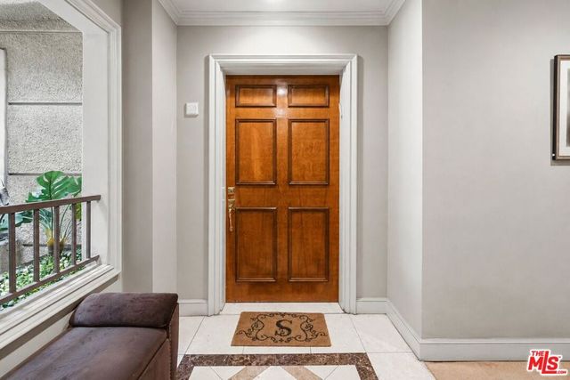 277 S Spalding Drive 203, Beverly Hills, CA 90212