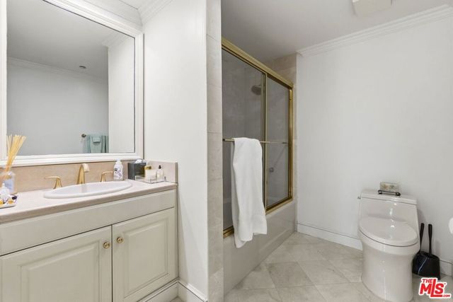 277 S Spalding Drive 203, Beverly Hills, CA 90212