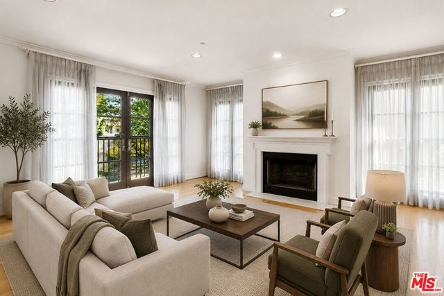 277 S Spalding Drive 203, Beverly Hills, CA 90212