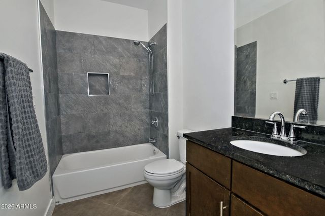945 E PLAYA DEL NORTE Drive 2003, Tempe, AZ 85288