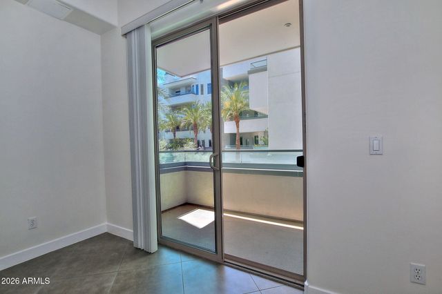 945 E PLAYA DEL NORTE Drive 2003, Tempe, AZ 85288
