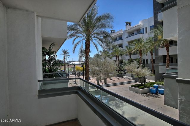 945 E PLAYA DEL NORTE Drive 2003, Tempe, AZ 85288