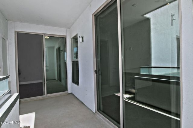 945 E PLAYA DEL NORTE Drive 2003, Tempe, AZ 85288