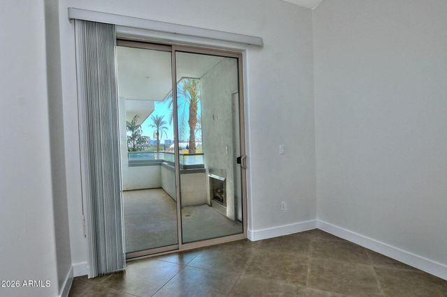 945 E PLAYA DEL NORTE Drive 2003, Tempe, AZ 85288
