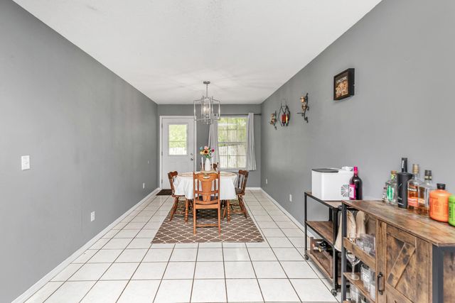 16 Cactus Road, Mary Esther, FL 32569