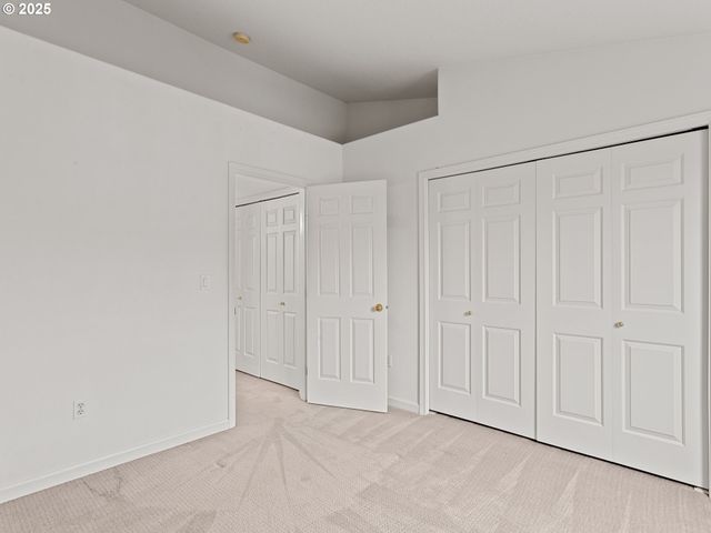 8721 Ne 17TH St, Vancouver, WA 98664