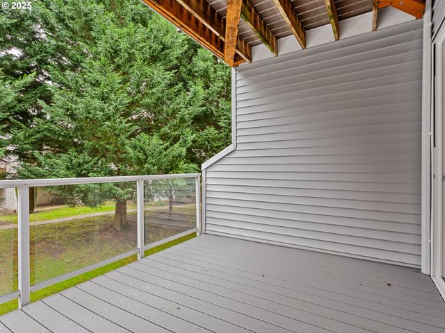 8721 Ne 17TH St, Vancouver, WA 98664