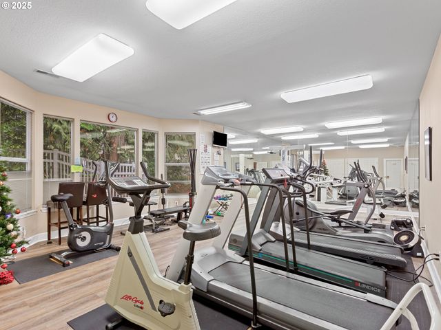 8721 Ne 17TH St, Vancouver, WA 98664