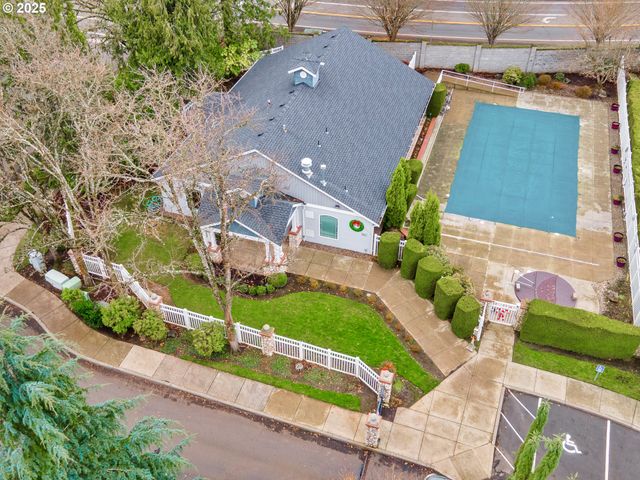 8721 Ne 17TH St, Vancouver, WA 98664