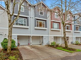 8721 Ne 17TH St, Vancouver, WA 98664