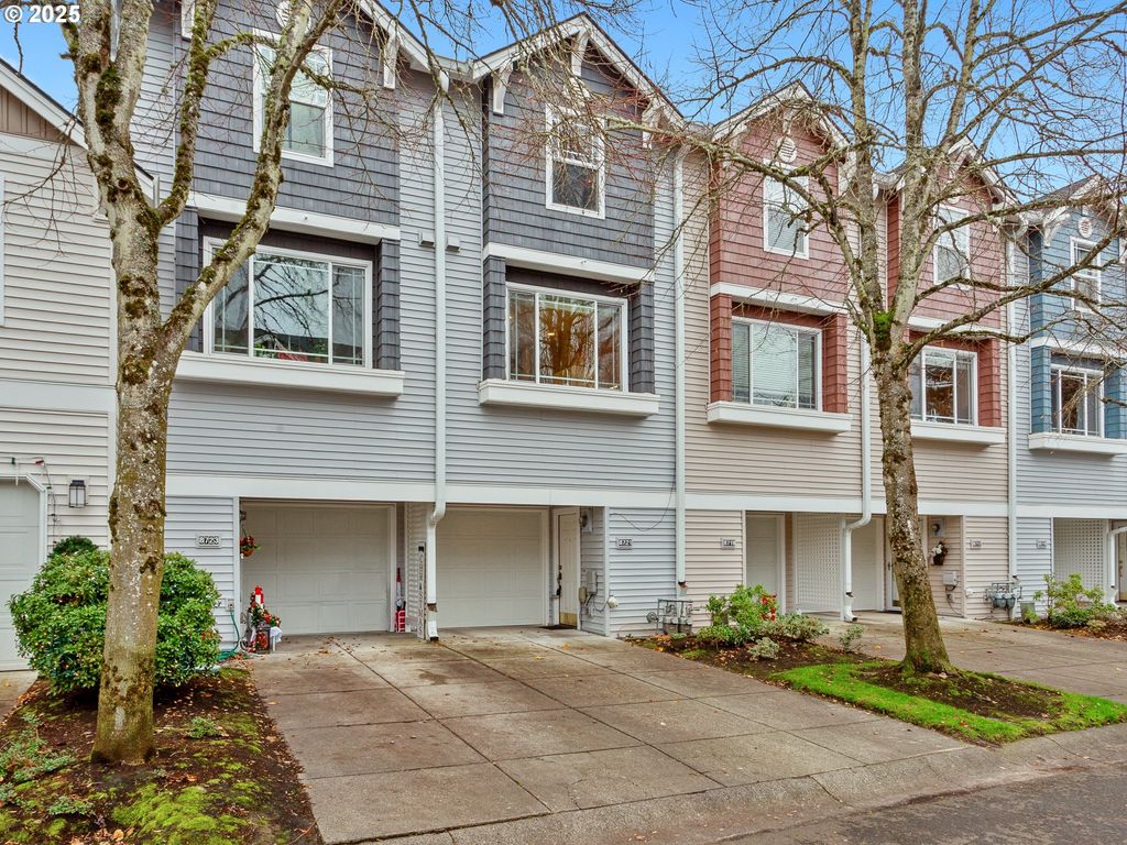 8721 Ne 17TH St, Vancouver, WA 98664