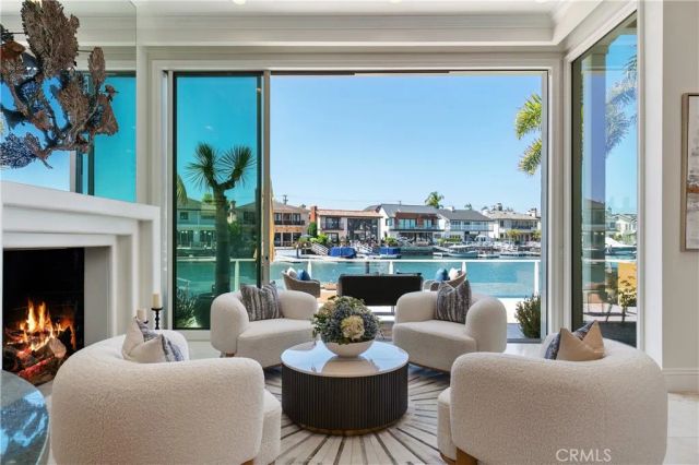 701 Bayside Drive, Newport Beach, CA 92660