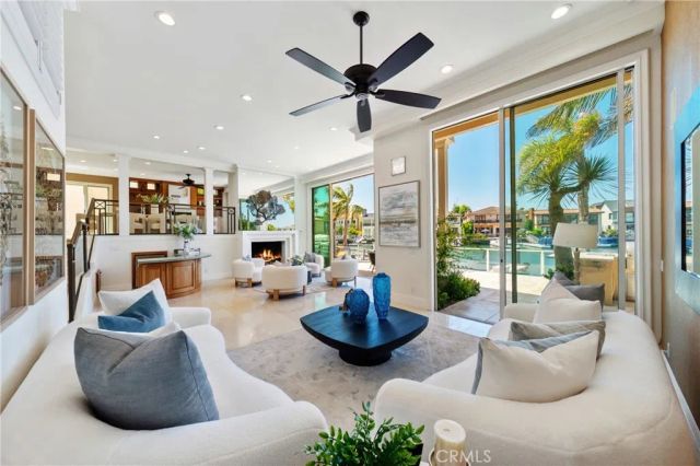 701 Bayside Drive, Newport Beach, CA 92660