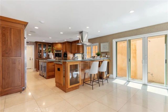 701 Bayside Drive, Newport Beach, CA 92660