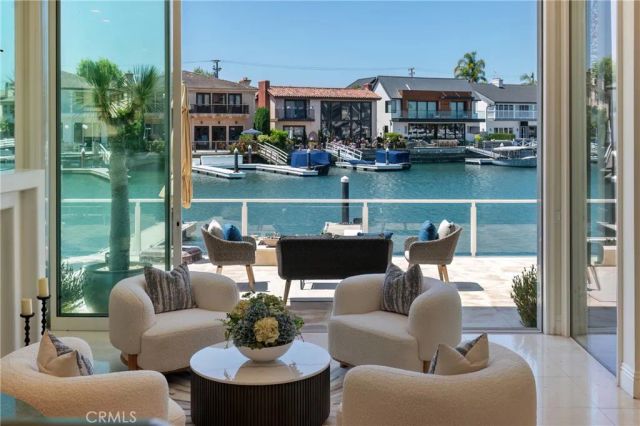 701 Bayside Drive, Newport Beach, CA 92660